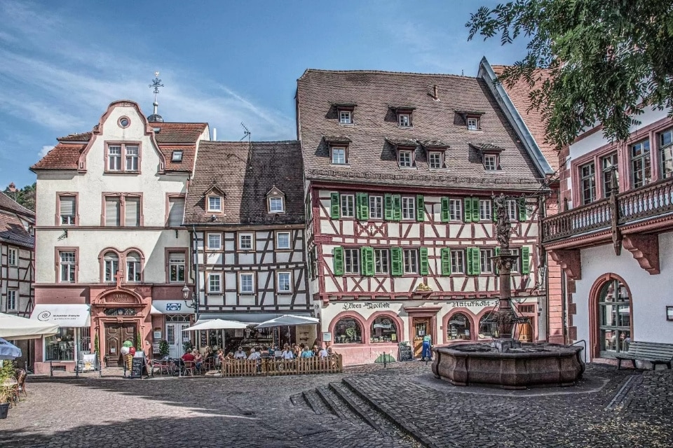 Ihre Pergola vom Fachbetrieb Markisen Dittmar in Weinheim.